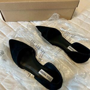 Steve Madden Khai Black Suede Flats Sleek and Stylish